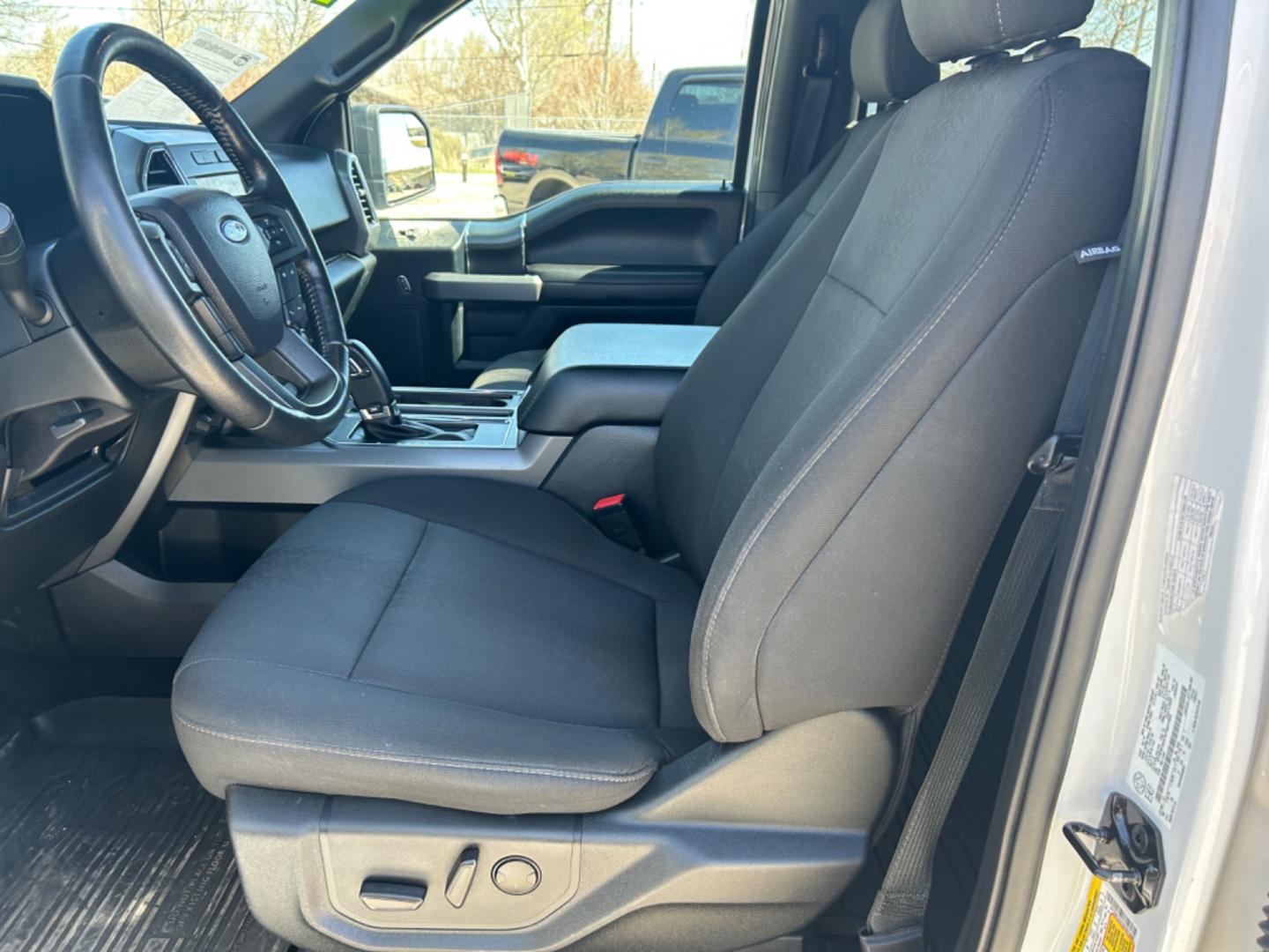 2019 WHITE Ford F-150 XLT FX4 (1FTEW1E47KF) with an V6, 3.5L engine, Automatic transmission, located at 3030 CY Ave, Casper, WY, 82604, (307) 265-3830, 42.827816, -106.357483 - Looking for a reliable, powerful truck that can tackle any job or adventure? Look no further than this stunning pre-owned 2019 Ford F-150 XLT !<br><br>This robust beast is equipped with a V6, 3.5L engine, delivering impressive power and performance for both work and play. Whether you're hauling heav - Photo#8